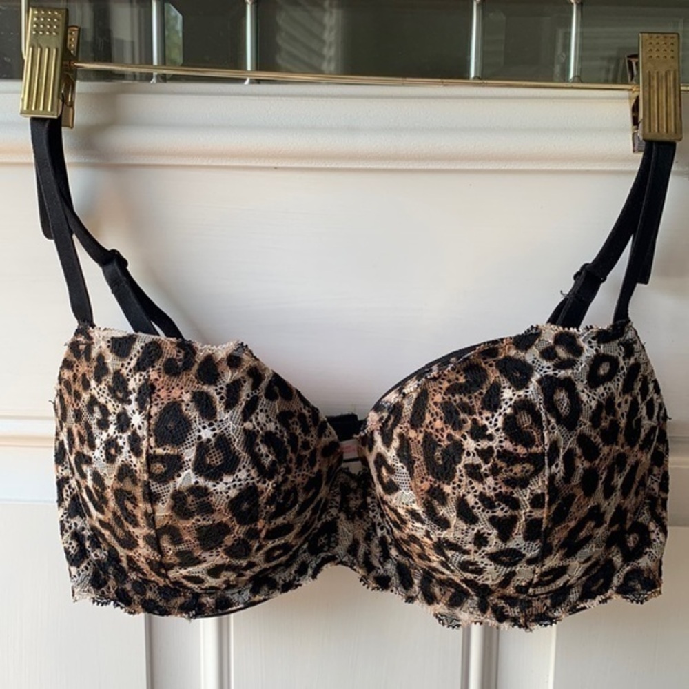 Victoria Secret Push Up Bra‎